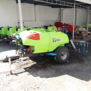 2000l boom sprayer